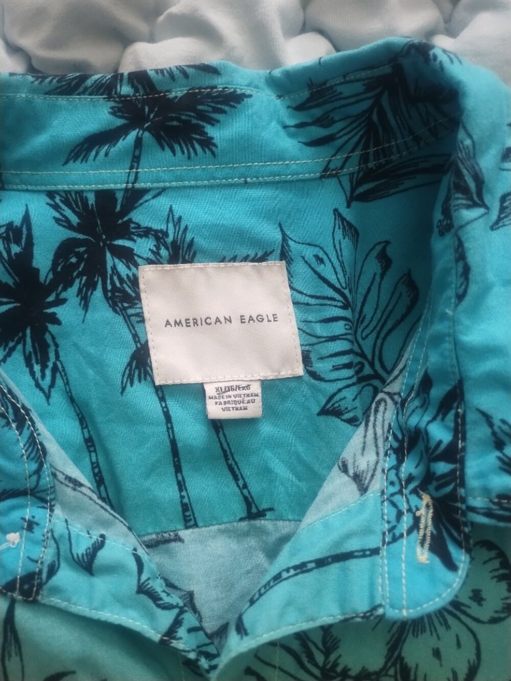 American Eagle Ombre Hawaiian Shirt - Picture 2 of 3